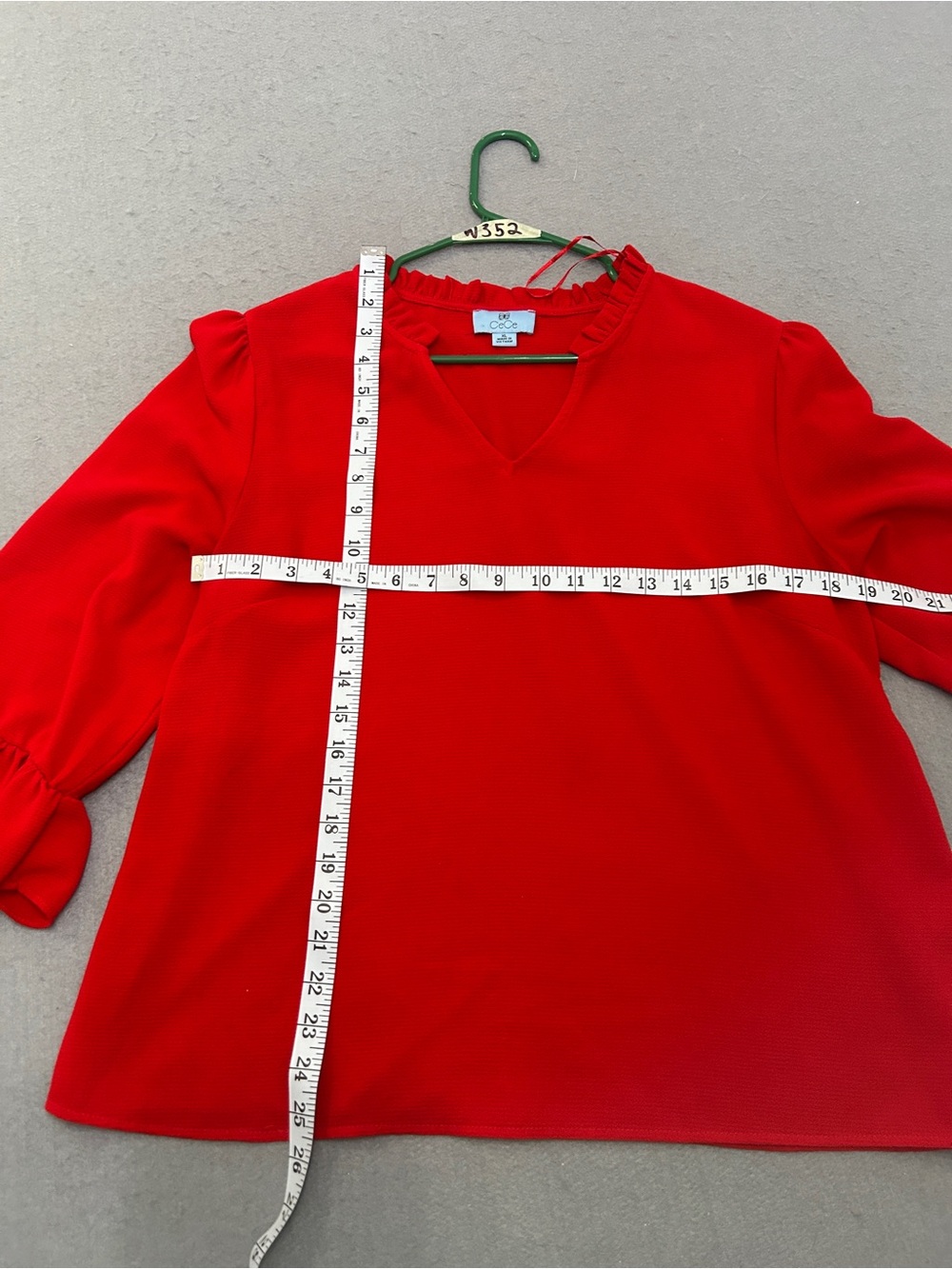 Women’s CeCe Ruffle Sleeve Blouse Size XL Red V-Neck Career Top - Picture 3 of 5